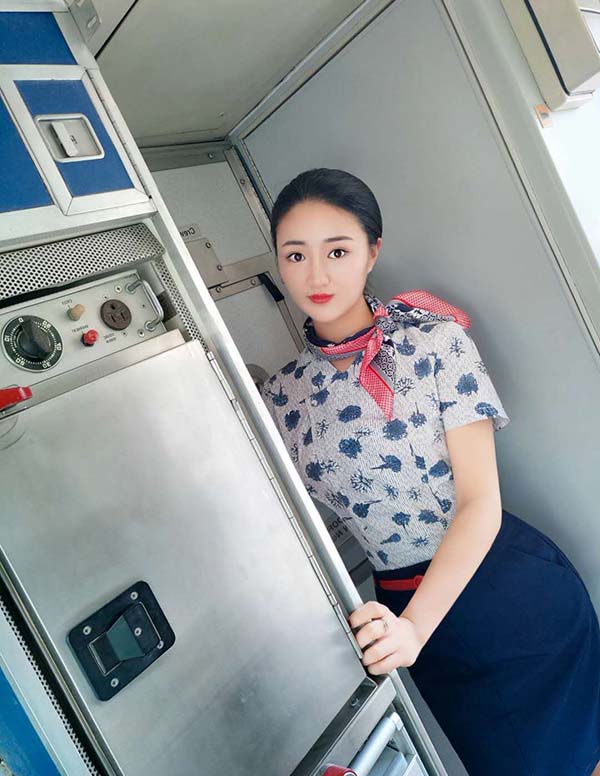 伦敦外围女大学生